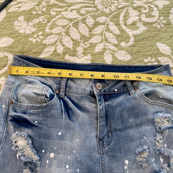 Jeans - Picture 3 of 3